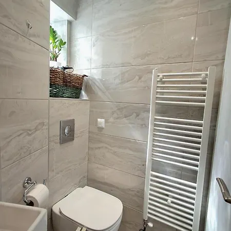 Cozy & Stylish Eastside Apt. * Thessaloniki