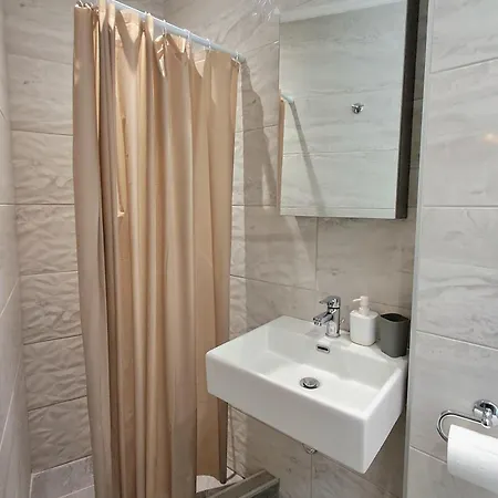 Διαμέρισμα Cozy & Stylish Eastside Apt. *